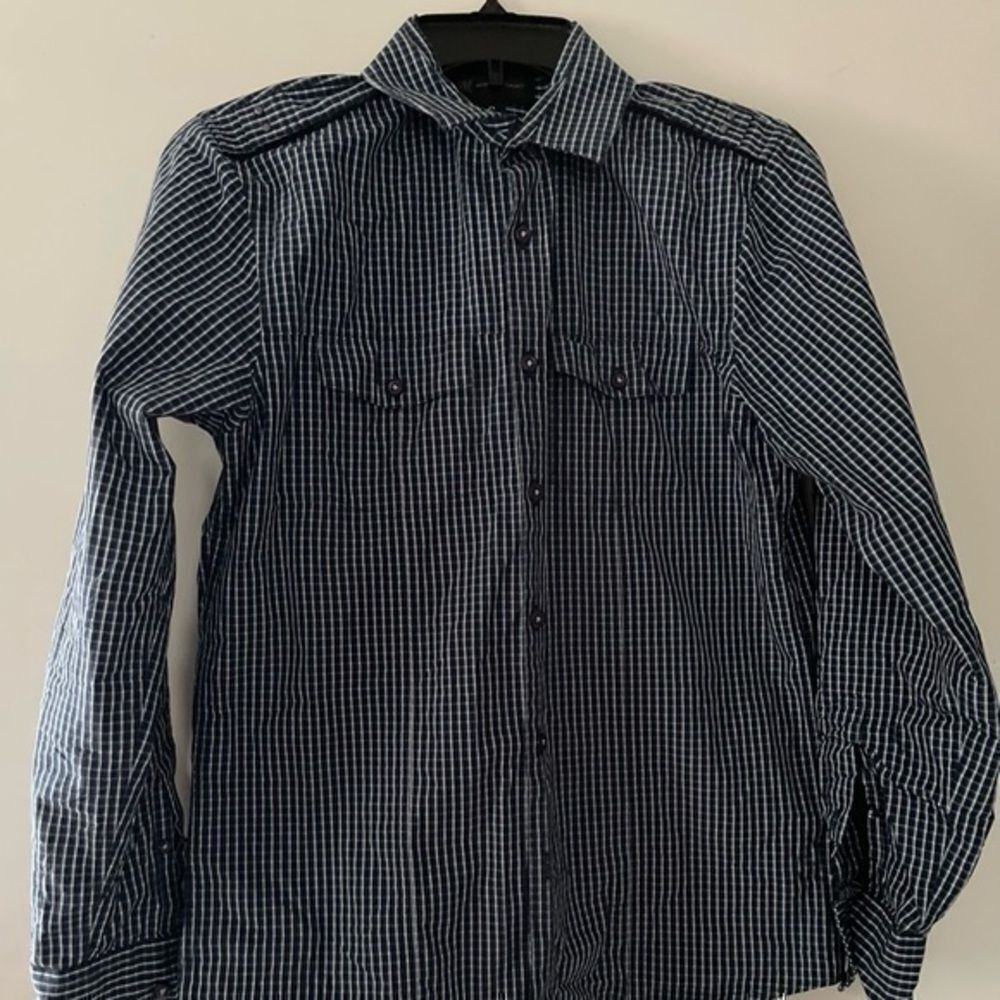Dark Blue & White Men’s button down shirt Small by INC International Concepts